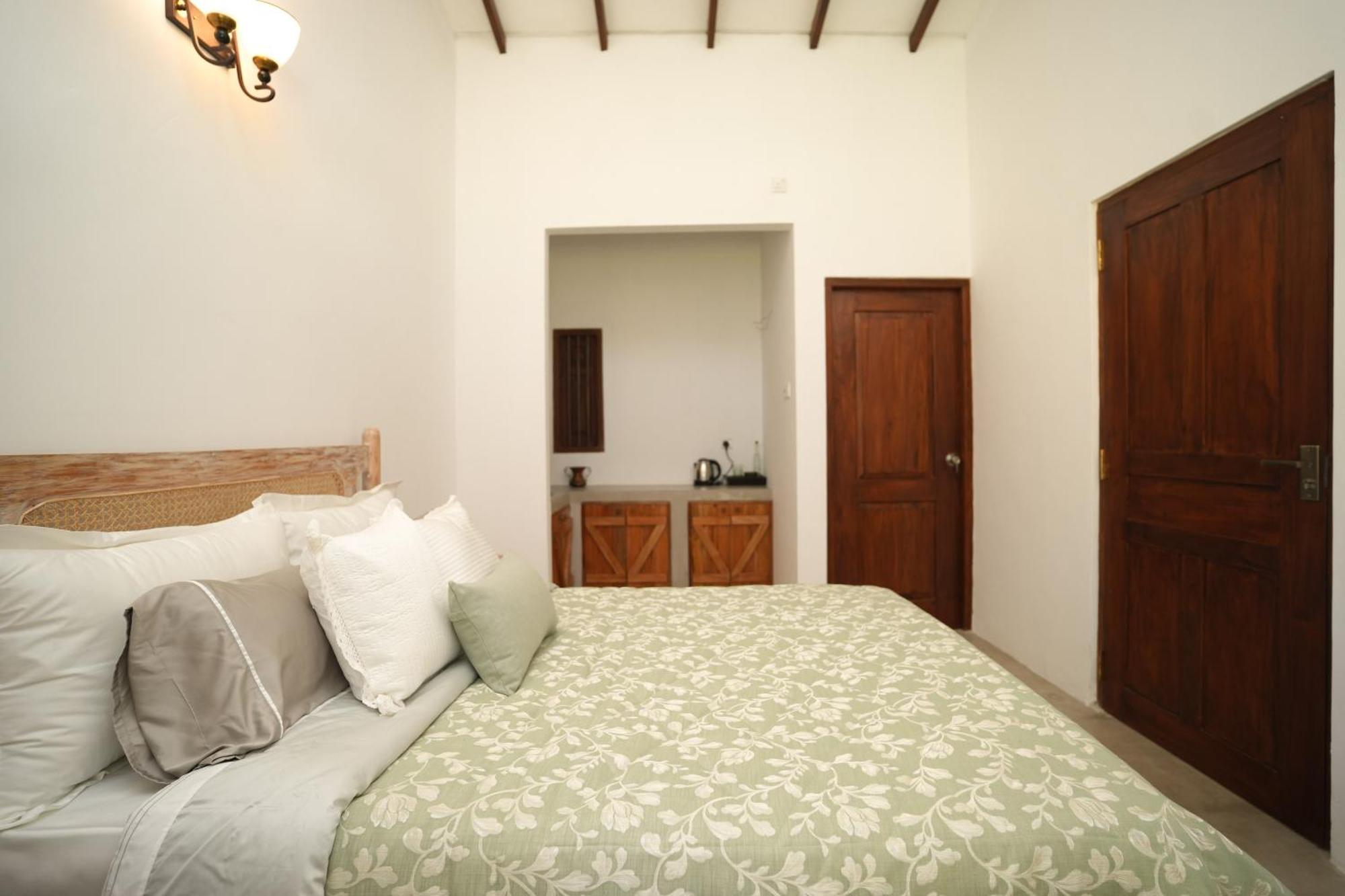 Summer House - Private Villa Close To International Airport Bia Ja-Ela Exterior foto